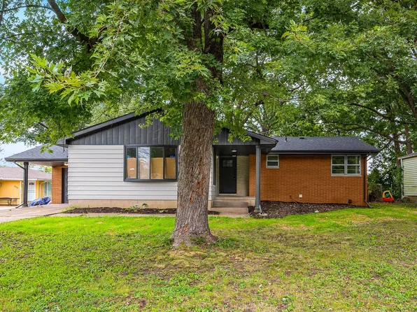 2418 N Lehman Rd, Peoria, IL 61604