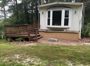 35028 Elm Ct, New Church, VA 23415