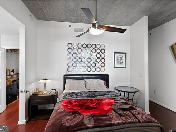 3rd image of 361 17th St #720