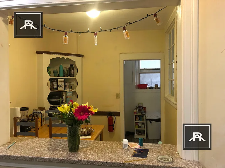 60 Egmont St #5 — Photo 11