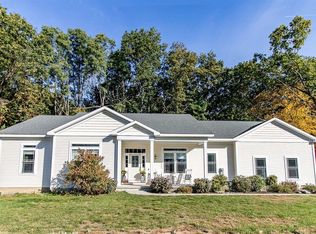 10 Parkside Trl, Ballston Lake, NY 12019