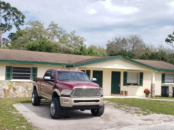 802 N Lake Dr APT B, Fort Pierce, FL 34982