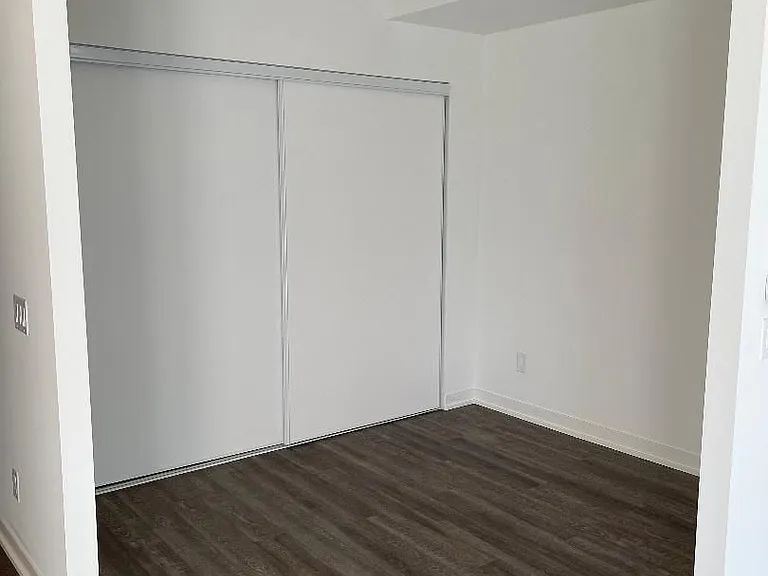 1808 Saint Clair Ave W #409 — Photo 24