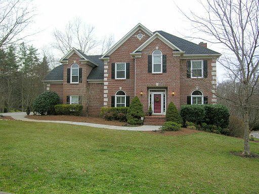 1st image of 717 Foxfield Ln