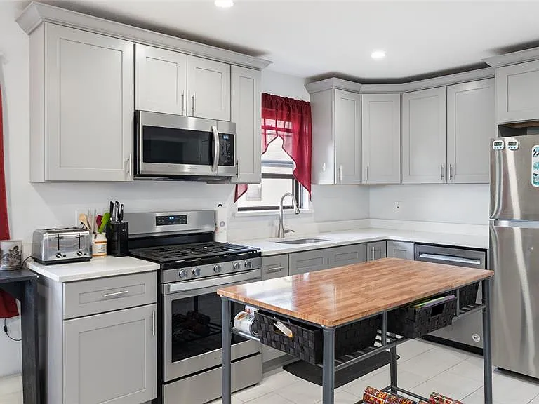 93 Myrtle Ave #2 — Photo 3
