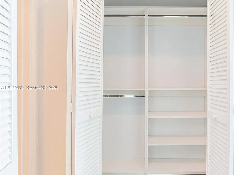 951 Brickell Ave #3706 — Photo 25