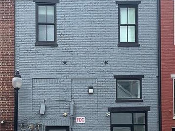 326 Church St N #2