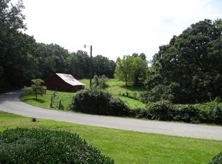 12061 Carr Ridge Rd, Silver Point, TN 38582