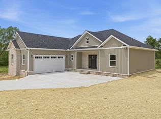 62 Aedc Lakeview Rd, Estill Springs, TN 37330
