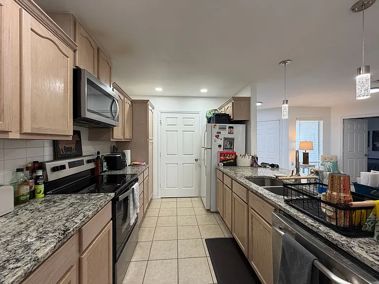 15442 Cruiser St #A — Photo 7