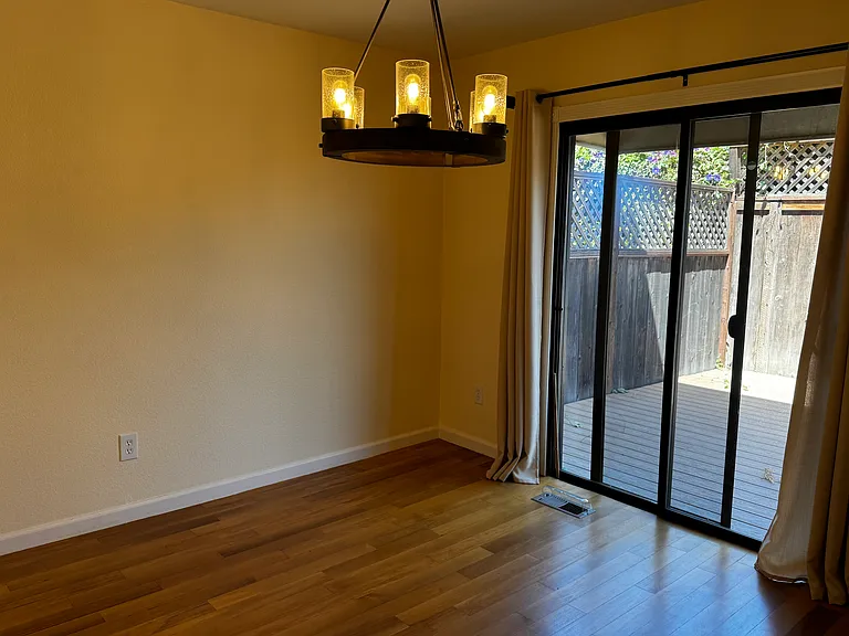 266 Bonita Ln — Photo 4