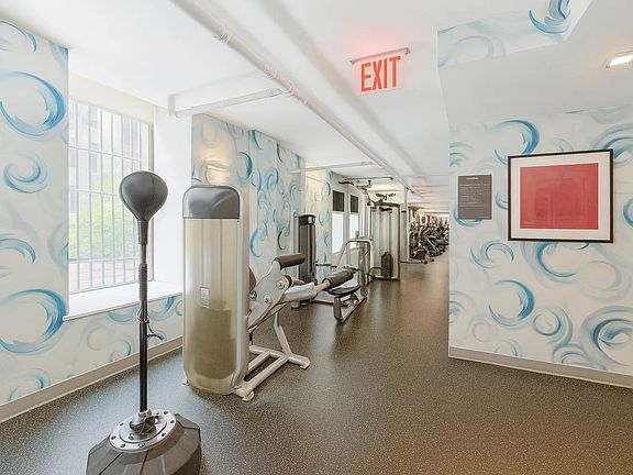 4th image of 611 W 137th St #23A