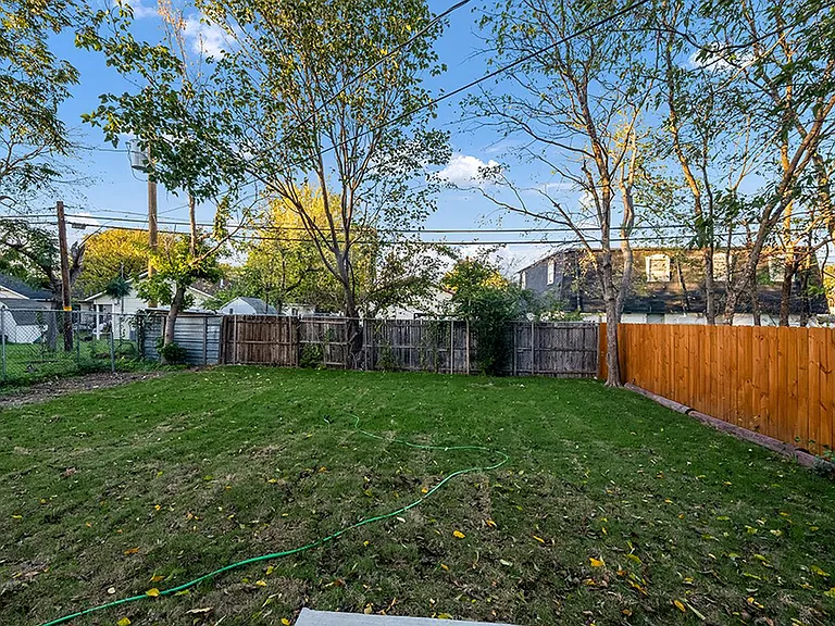 1317 E Cannon St — Photo 20