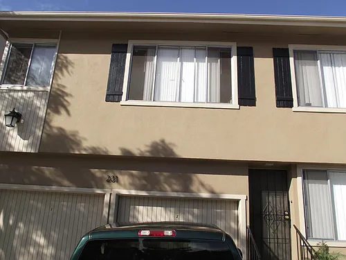 231 Grand Ave #5 Photo 1