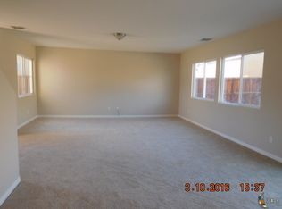 70 W Pheasant St, Heber, CA 92249