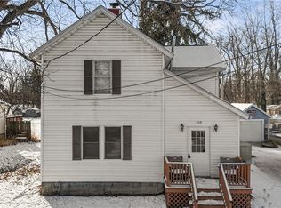 250 E Main St, New London, OH 44851