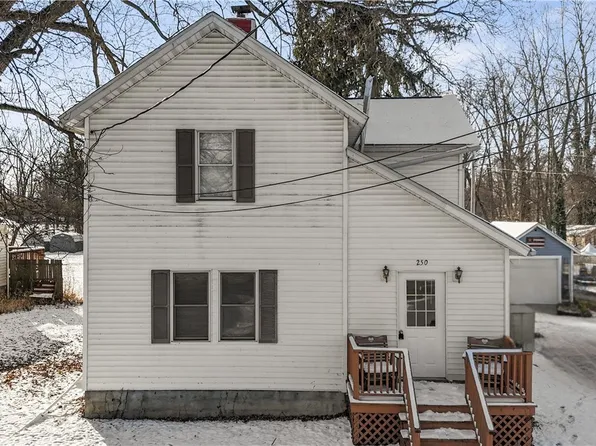 250 E Main St, New London, OH 44851