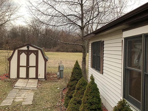2nd image of 2954 S Lake Beach Dr