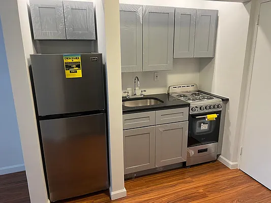 Rented by Oxford Property Group | media 9