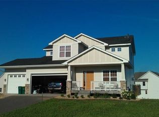 2111 Longhorn Ln, Buffalo, MN 55313