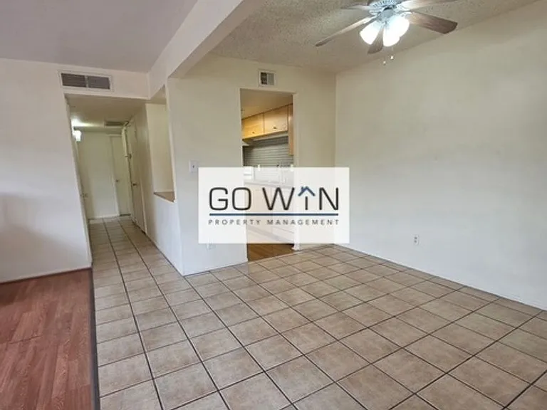 1105 E Butler Dr — Photo 12