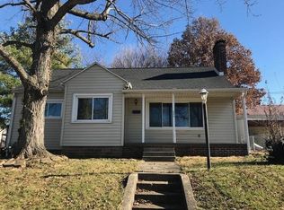 204 NW 1st St, Washington, IN 47501