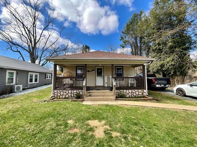 106 1st Ave, Galax, VA, 24333
