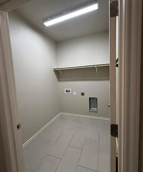 5303 Logan Ct — Photo 21
