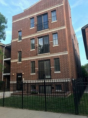 1st image of 2709 W Bryn Mawr Ave APT 3