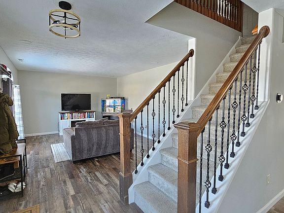 3rd image of 1403 Backwater Dr