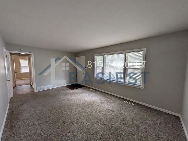 8901 E Gregory Blvd — Photo 3