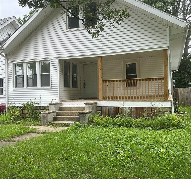 1st image of 1134 Collinwood Ave