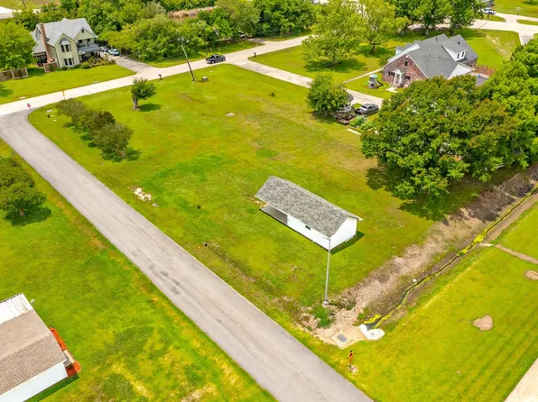 4109 Bayouside Dr, Houma, LA 70363