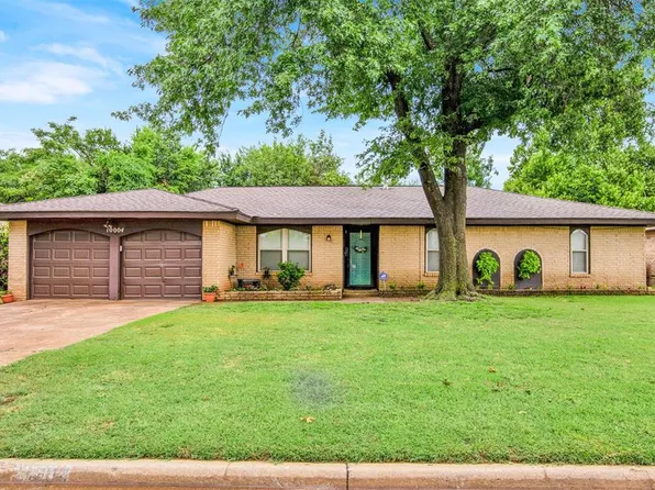 10004 Essex Ave, Oklahoma City, OK 73120
