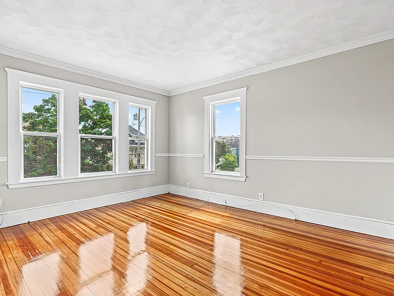 122 Grant Ave #122 — Photo 5