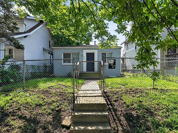 3rd image of 429 S Harris Ave