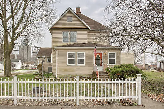 215 E Reynolds St photo 1