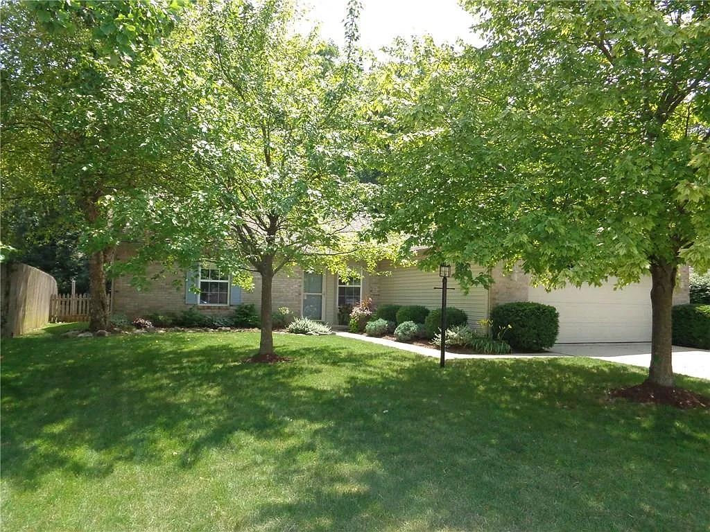 12437 Winding Creek Ln photo 1