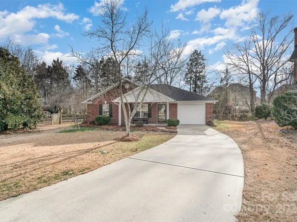 2505 Bass Ct, Harrisburg, NC 28075