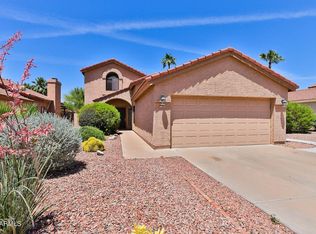 3822 E South Fork Dr, Phoenix, AZ 85044