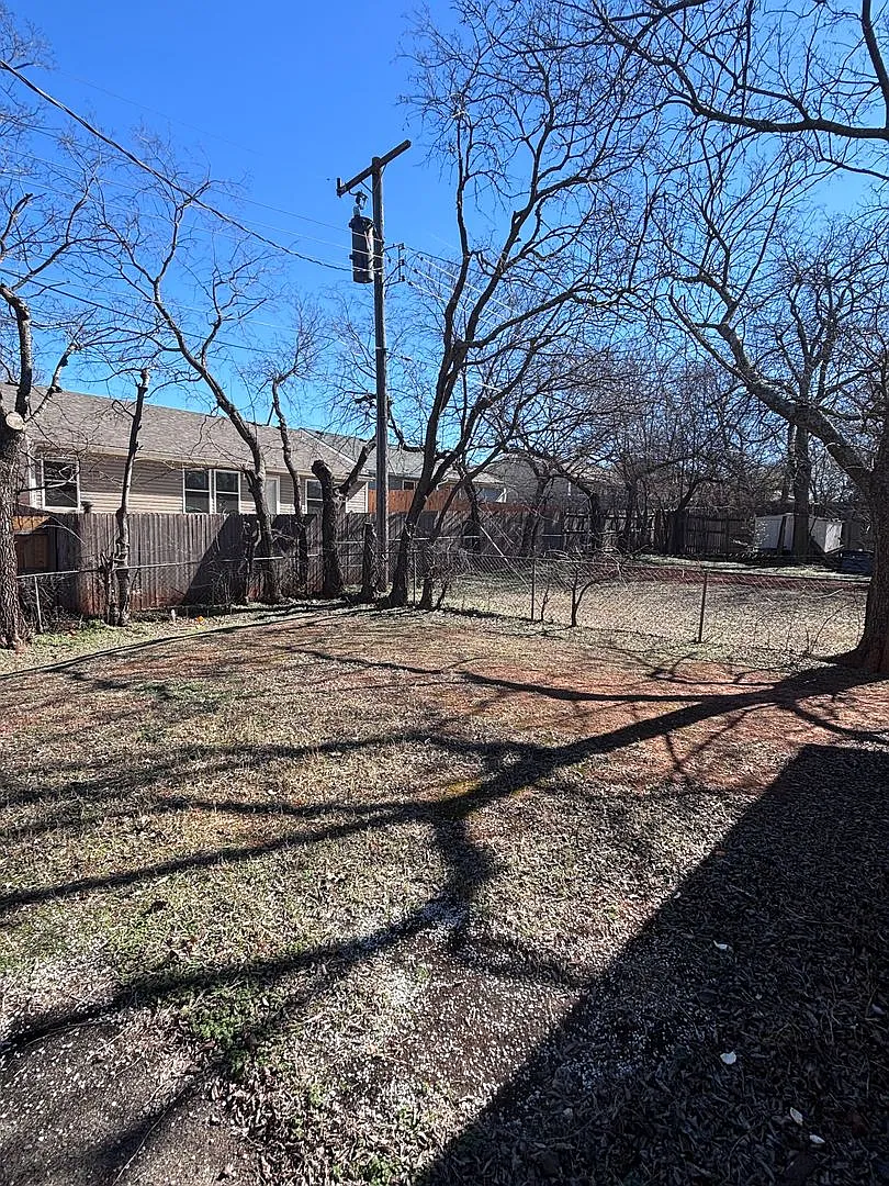Cozy home in Norman near Norman North High School — Photo 2