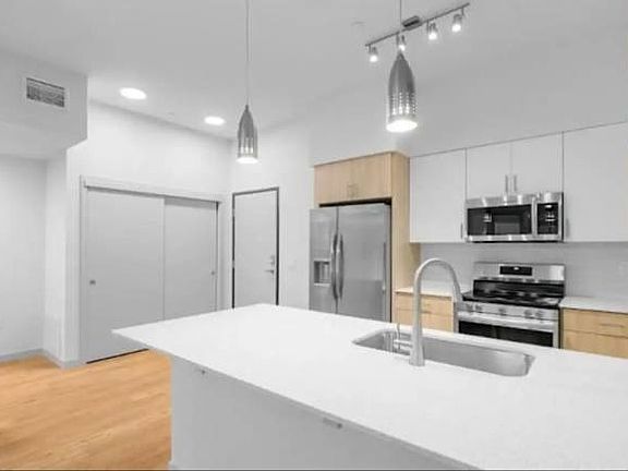Kitchen, Entryway