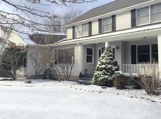 8780 Stahley Rd, East Amherst, NY 14051