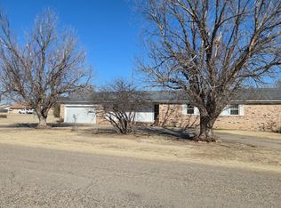 105 S Roberts St, Turpin, OK 73950