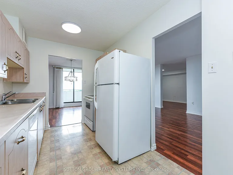 2055 Upper Middle Rd #705 — Photo 20
