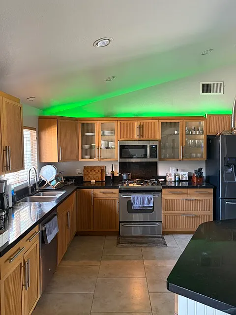 4 bed, 2200 sqft, $1,000 — Photo 4