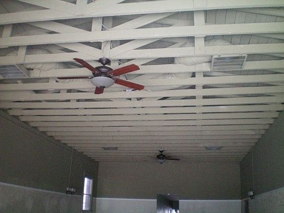 4th image of 311 W Yosemite Ave