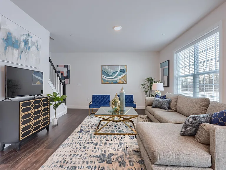 River Ridge Townhomes — Photo 10