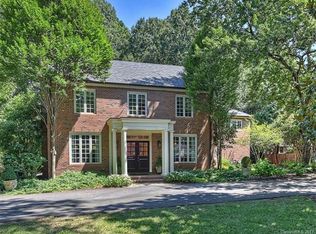 2115 Pinewood Cres, Charlotte, NC 28211
