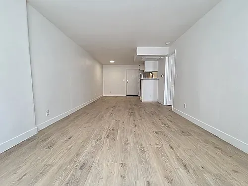 Toluca Lofts — Photo 17